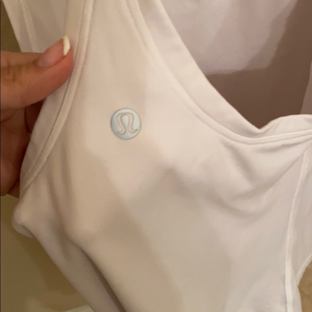 Lululemon top